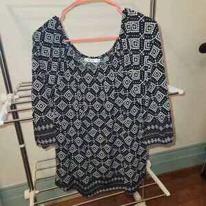 Flared arm black shirt